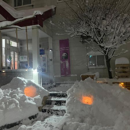 Guest House Chara Хиросаки Екстериор снимка