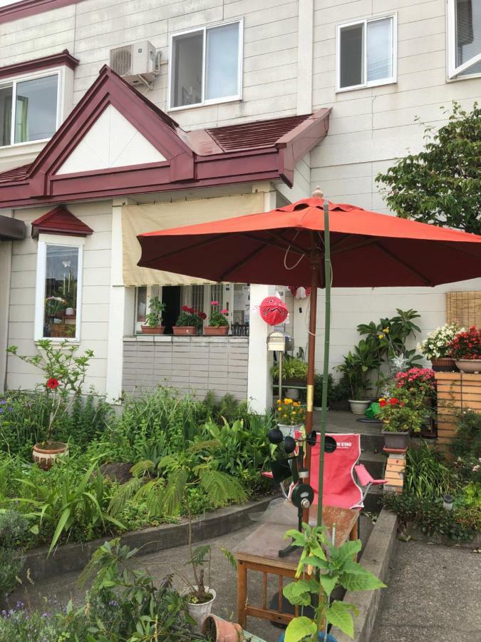 Guest House Chara Хиросаки Екстериор снимка